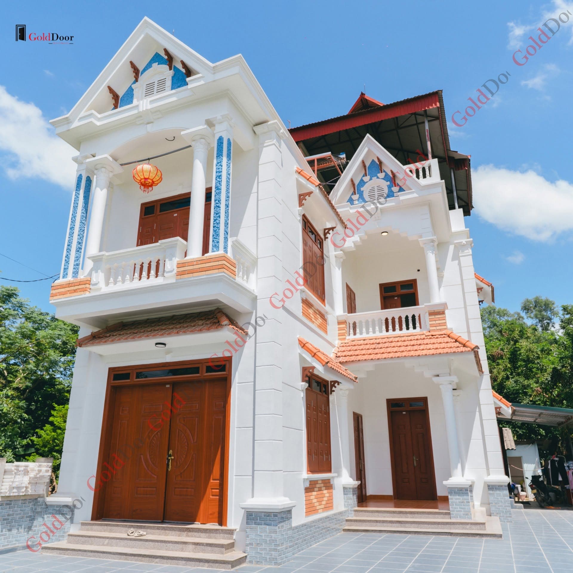 Nhà phố mặt tiền